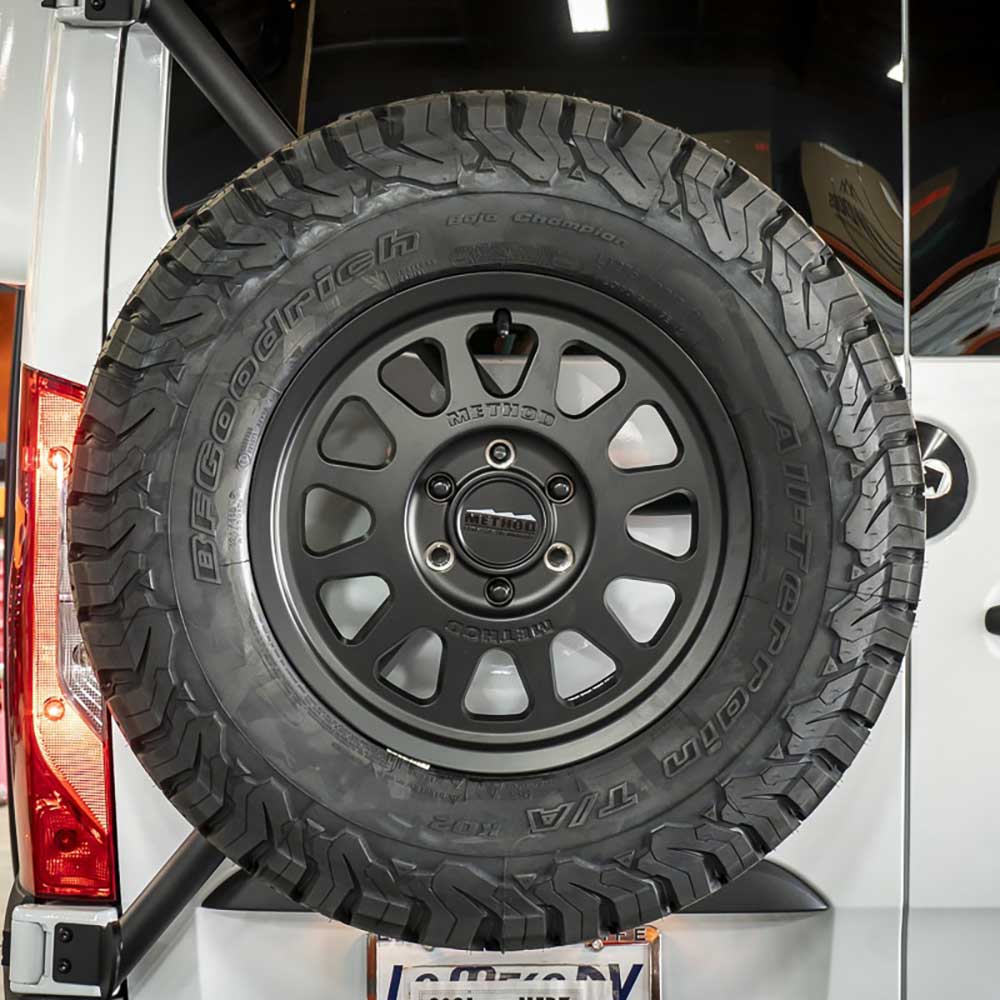 Method Race 703 Wheels on Storyteller Mode 4x4 2021 at Agile Off Road